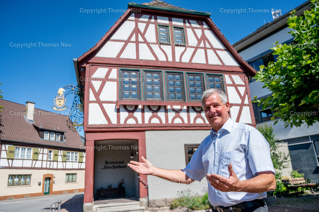 DSC_2202 | Helmut Glanzner ist Bürgermeister der Riedgemeinde Einhausen im Kreis Bergstraße in Hessen, 