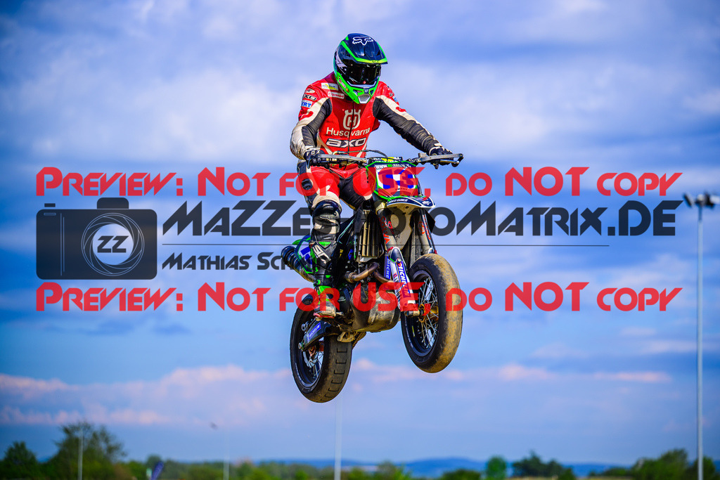 MaZZes_FotoMatrix_240714_6021986_8949 | S3