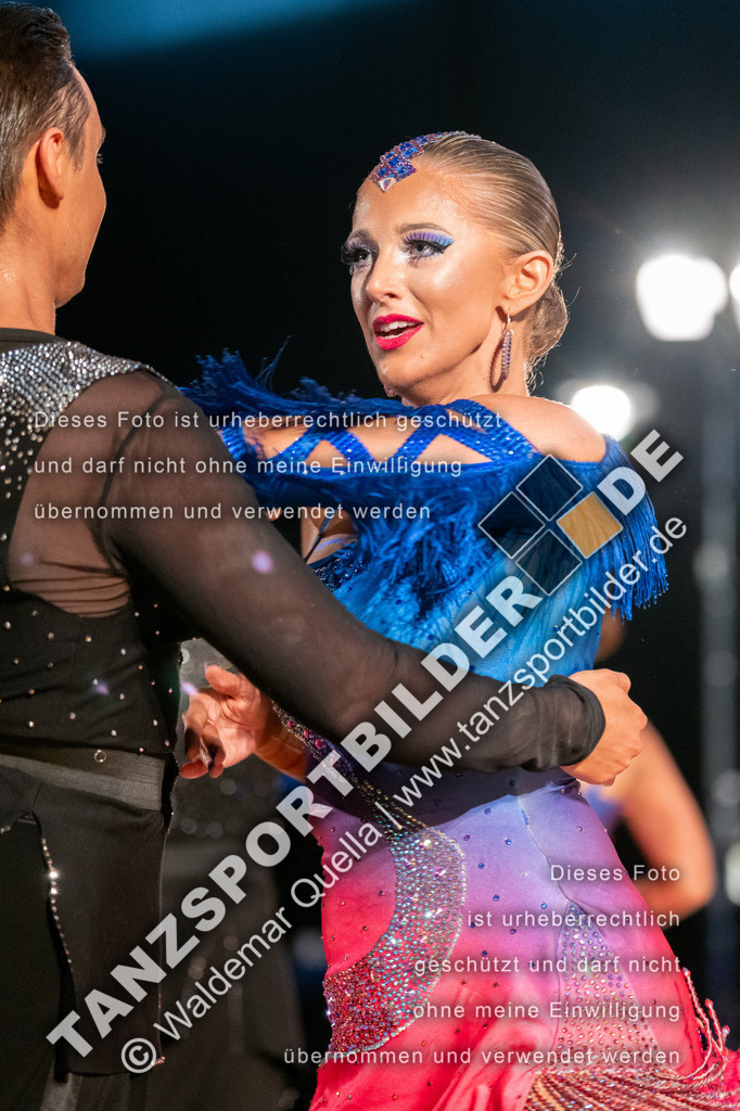 20250503-10617 | Hier finden Sie Tanz Bilder vom Latein und Standard Formationen tanzen. Sportbilder vom Tanzsport. Schöne Fotos und von Weltmeisterschaft, Europameisterschaft, Bundesliga, Regionalliga, Oberliga und Landesliga sowie von GOC Stuttgart, DanceComp, WM Bremen