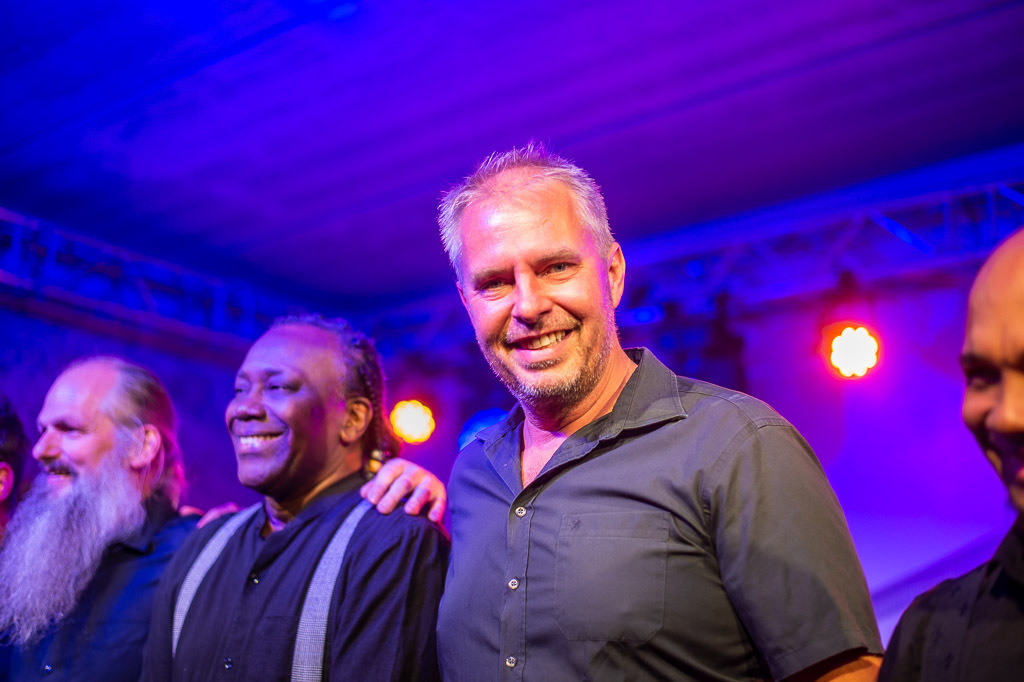 Tango meets Cuba | Tango meets Cuba mit den Klazz Brothers & Cuba Percussion im Forte Belvedere Leisnig zum Festival Hallo Leisnig 2022. - Realisiert mit Pictrs.com