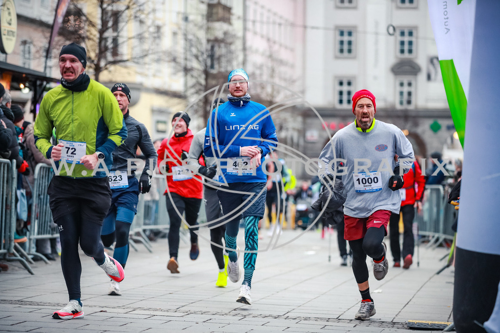 SILVESTERLAUF LINZ 25 | Linz, AUSTRIA, 31. Dezember 25, TRIRUN SILVESTERLAUF LINZ 25 , Image shows: 
Photo: WAPICS / BINDER Manuel