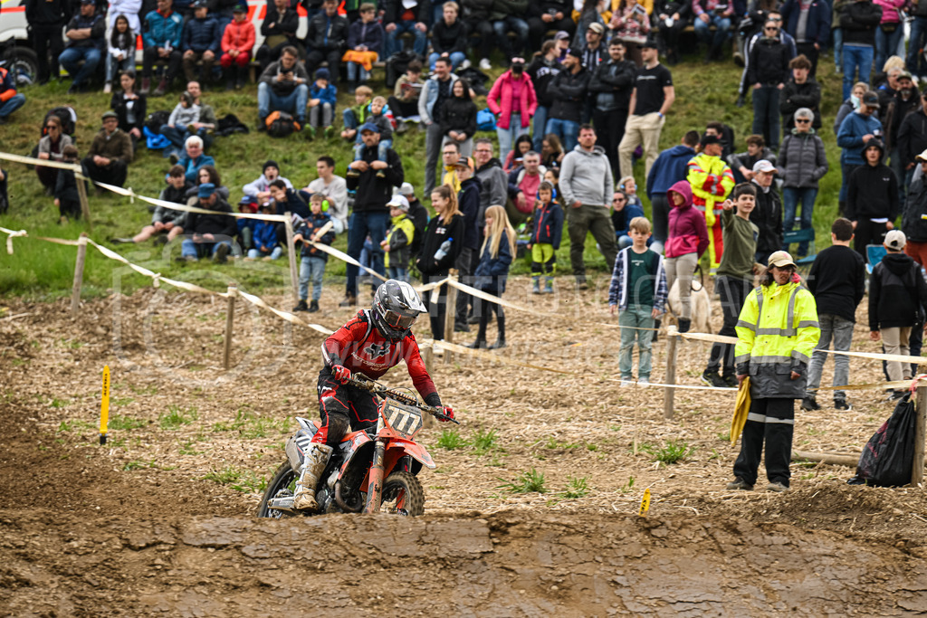 Motocross Schlatt bei Winterthur - 30. April 2023 | #777 Artho Fabio aus Wagen (CH) auf KTM in der Kategorie ProRace Serie am Motocross Schlatt bei Winterthur, 30. April 2023. 
Instagram: @mx_schlatt | @mc_wila | @sam_schweiz
Bild: Sportfotografie Markus Aeschimann | www.markus-aeschimann.ch - Realisiert mit Pictrs.com