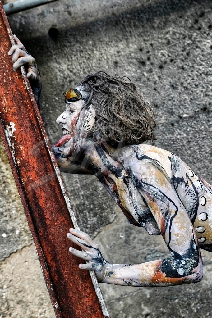 Bodypainting-RUSTLADY_9877f | #004 | Modell: Caro | Foto: Tschiponnique Skupin - Realisiert mit Pictrs.com