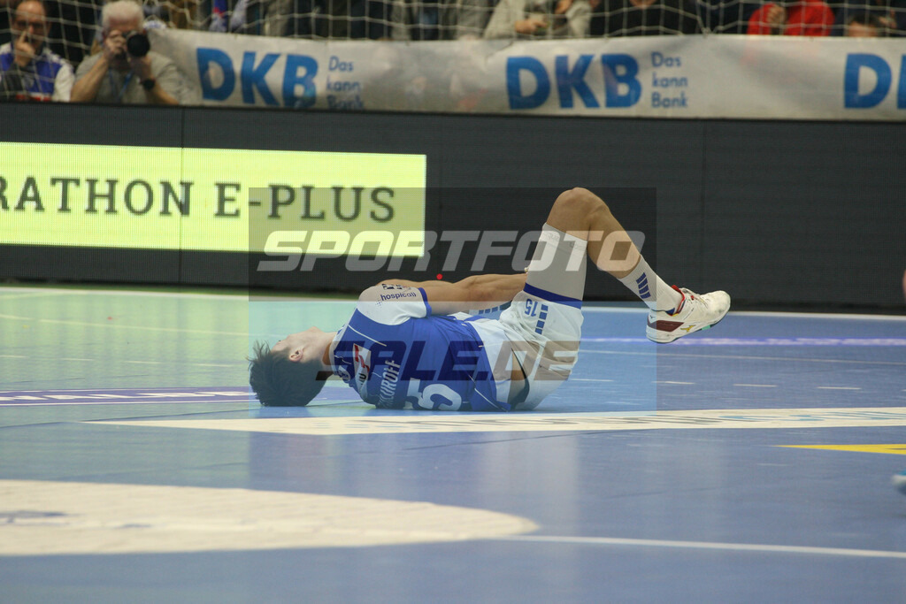 VFL Gummersbach - MT Melsungen | Miro Schluroff - © Sportfoto-Sale (MK) - Realisiert mit Pictrs.com