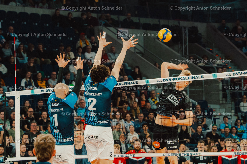 Vollyballpokalfinale 25/26 Mannheim | Zoi DVV Pokalfinale am 28.02.2026 in Mannheim I VfB Suhl LOTTO Thüringen - Allianz MTV Stuttgart I VfB Friedrichshafen - SVG Lüneburg - Realisiert mit Pictrs.com