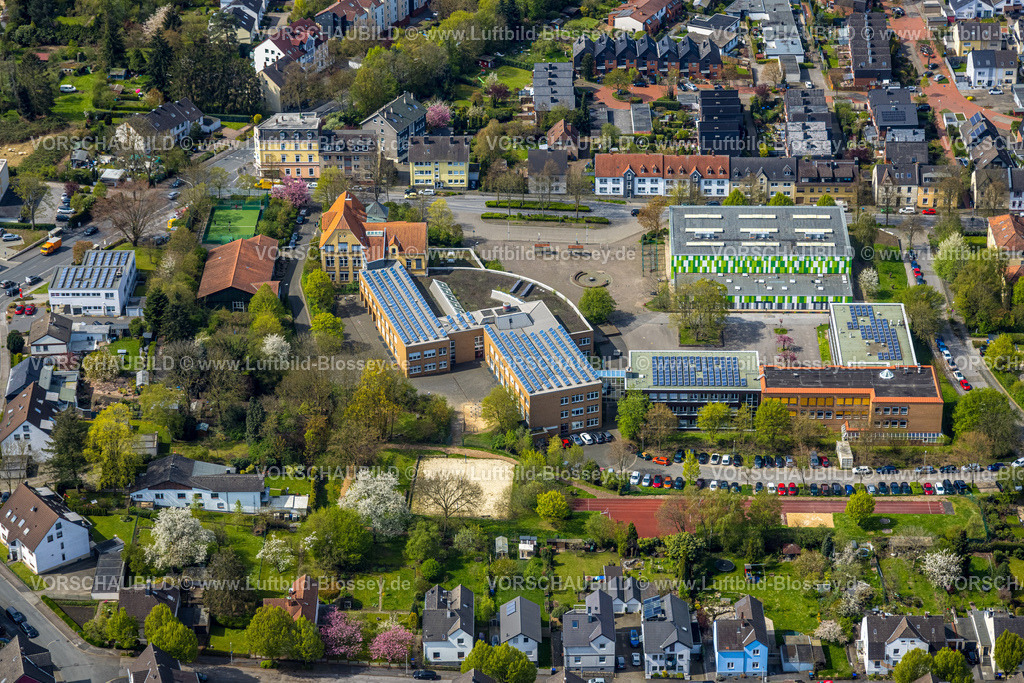 Witten230402234 | Luftbild, Holzkamp-Gesamtschule, Annen, Witten, Ruhrgebiet, Nordrhein-Westfalen, Deutschland