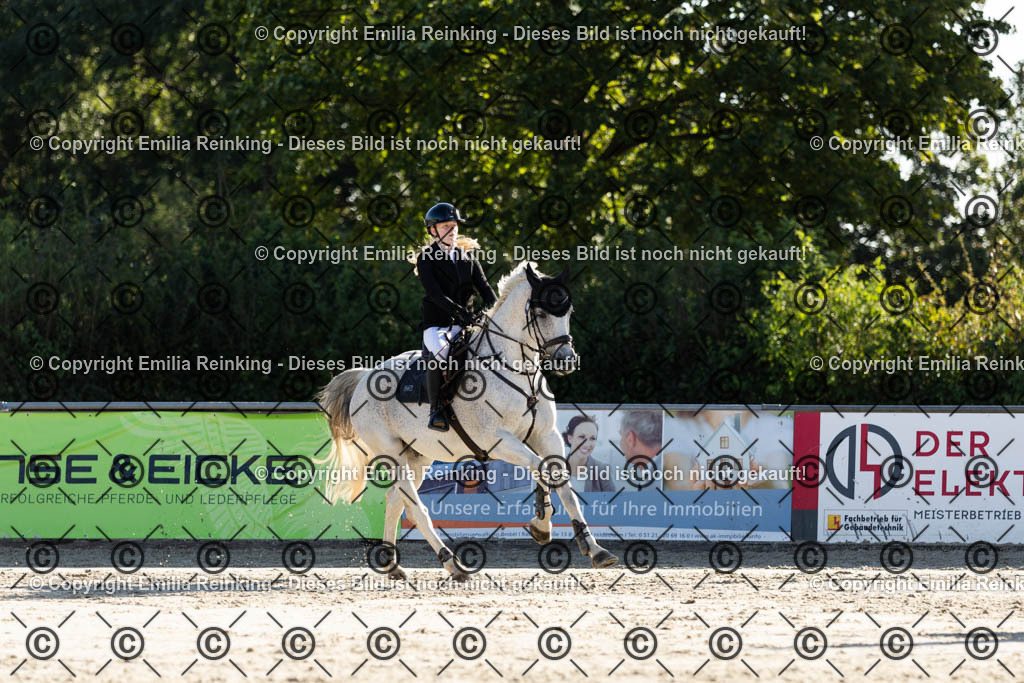 CL5A1142 | Emilia Reinking Fotografie - Realisiert mit Pictrs.com