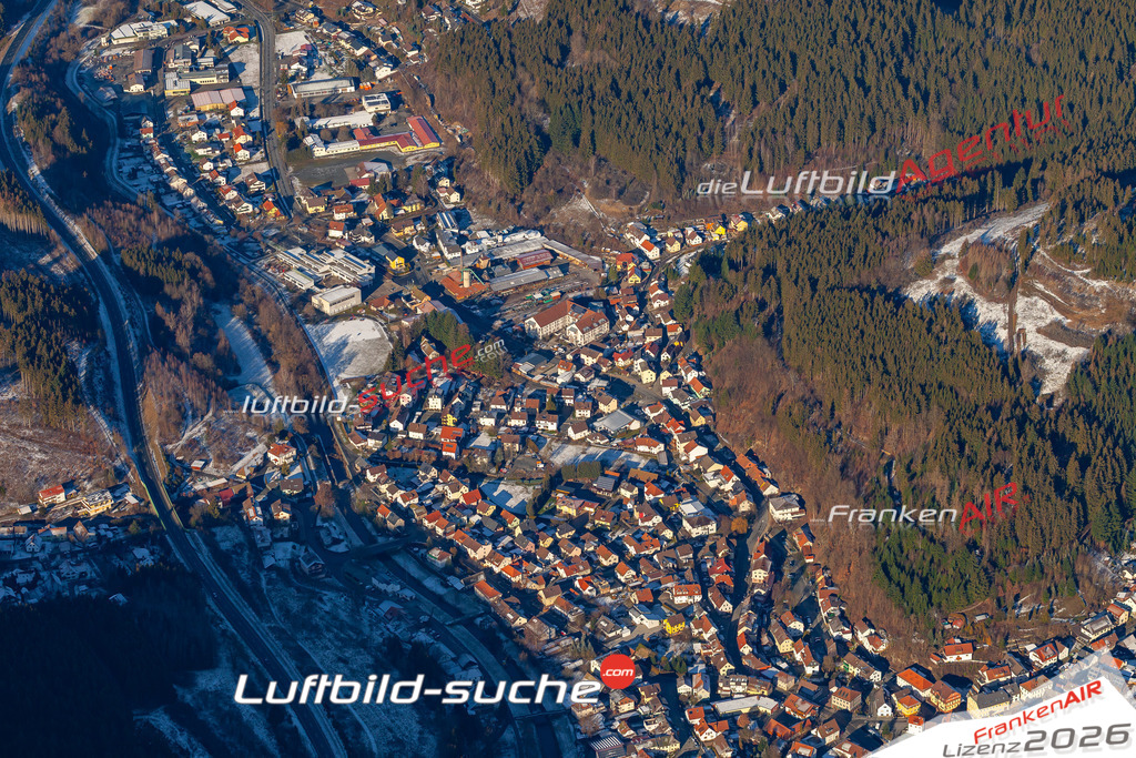 Das Luftbild der Stadt Wallenfels wurde 2019 vom Flugzeug heraus erstellt (keine Drohne) Aufnahmehöhe ca.400 Meter- hohe Auflösung- beste Druck-Qualität garantiert!