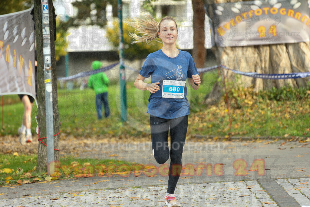 241020_1000_EX1_7393 | Sportfotografie im Rhein-Sieg Kreis, Köln, Bonn, NRW, Rheinland Pfalz, Hessen, etc. Unser Tätigkeitsfeld umfasst den Laufsport vom Volkslauf über den Marathon, Duathlon, Triathon bis zum Ultralauf wie Kölnpfad Ultra oder Schindertrail.