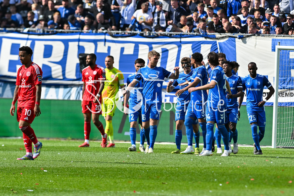 1. FC Magdeburg - Fortuna Düsseldorf | Jubel der Magdeburger nach dem Treffer zum 2-1 durch Xavier AMAECHI (1. FC Magdeburg 20) / Tor / Torschuetze / Freude / Happy / 2. Bundesliga: 1. FC Magdeburg - Fortuna Duesseldorf, Avnet-Arena am 18.05.2025 / DFL REGULATIONS PROHIBIT ANY USE OF PHOTOGRAPHS AS IMAGE SEQUENCES AND/OR QUASI-VIDEO