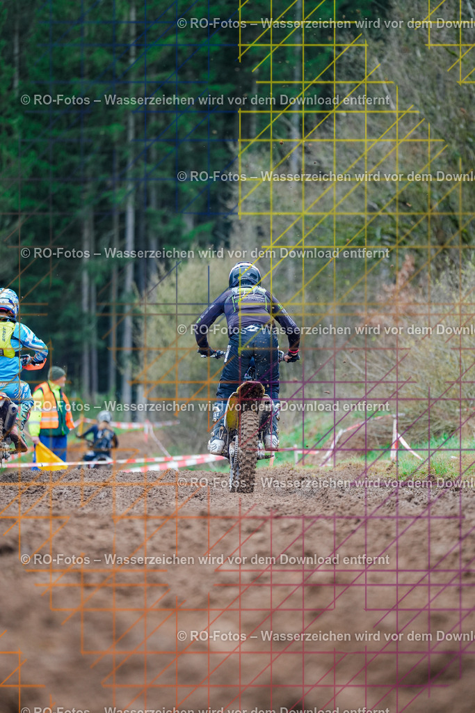 4 Lauf Mernes-346 | Sportfotografie von RO-Fotos: Motorsport, Motocross, Enduro, Laufveranstaltungen und Triathlon. Professionelle Fotos von Sportlern und Events. - Realisiert mit Pictrs.com