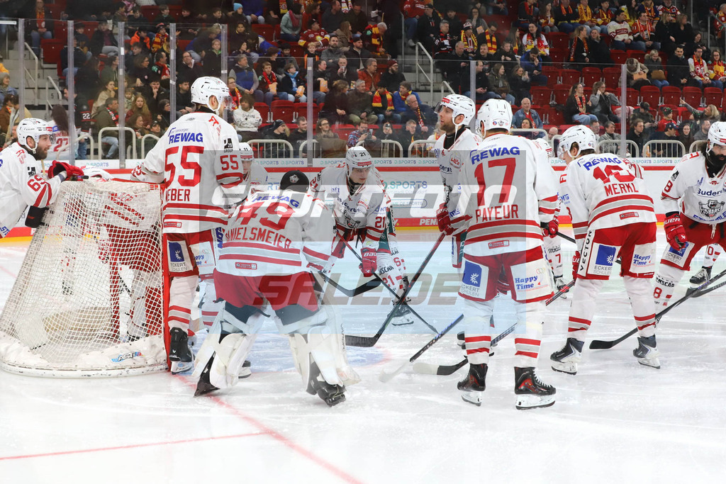 IMG 7842 | Einschwörung Eisbären Regensburg - © by Sportfoto-Sale (DR) - Realisiert mit Pictrs.com