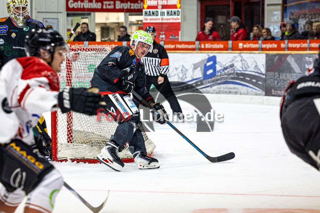 Peißenberg MINERS gegen EHC Königsbrunn | Eishockey Bayernliga 2025/26 Vorrunde 7. Spieltag, Peißenberg MINERS gegen EHC Königsbrunn, 20251102,Manuel SINGER (MINERS 71) in Aktion,2025-11-02 in Peißenberg (flatbuy Arena Peißenberg), Manuel SINGER (MINERS 71)Copyright: WolfgangxLindner www.foto-lindner.de