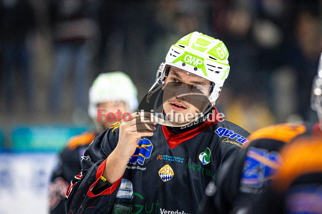 Peißenberg MINERS gegen ESV Burgau 2000 | Eishockey Bayernliga 2025/26 Vorrunde 21. Spieltag, Peißenberg MINERS gegen ESV Burgau 2000, 20251226,Florian SEELMANN (MINERS 21) Portrait, vor dem Spiel,2025-12-26 in Peißenberg (flatbuy Arena Peißenberg), Florian SEELMANN (MINERS 21)Copyright: WolfgangxLindner www.foto-lindner.de