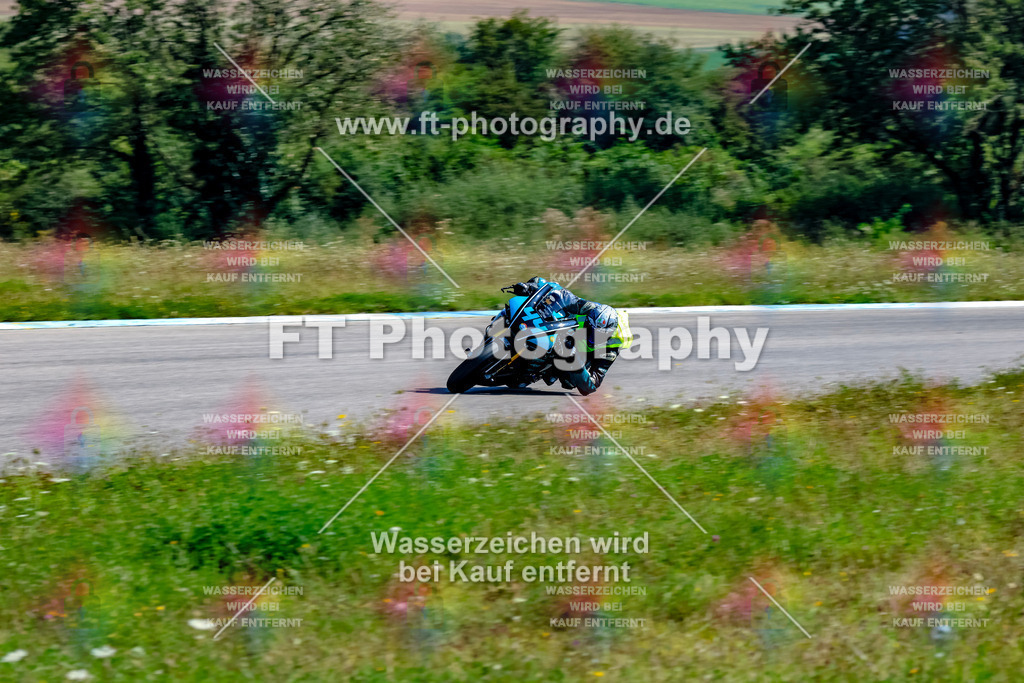 044-4110 | Hier findet Ihr Bilder von Touristenfahrten auf der Nürburgring Nordschleife oder von anderen Veranstaltungen die ich besucht habe. Viel Spass beim Durch Schauen 
