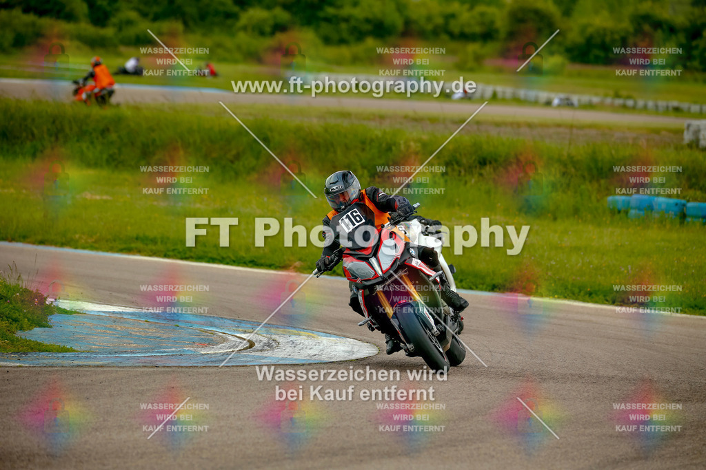 _MOT2280 | Hier findet Ihr Bilder von Touristenfahrten auf der Nürburgring Nordschleife oder von anderen Veranstaltungen die ich besucht habe. Viel Spass beim Durch Schauen 