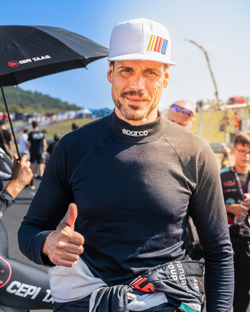 _DSC8001 | Exklusive Motorsport-Fotografie aus Leipzig von TXO Media – für Rennfahrer, Teams & Sponsoren. Sausemuth liefert starke Bilder, die Emotion zeigen. Jetzt buchen & glänzen! - Realisiert mit Pictrs.com