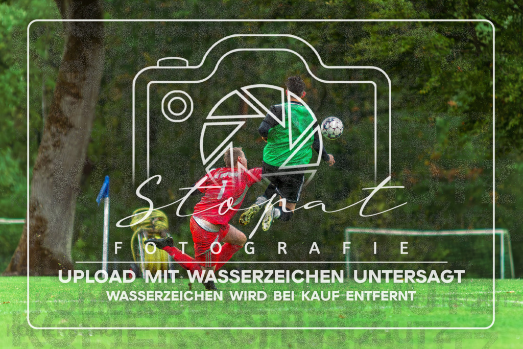 SFBFGFS-1009 | Arne Hoffmeister (Sportfreunde Bispingen 2 #01) und Til-Lukas Hase (FG Fulde-Stelllichte 2 #16) beim Herren 3. Kreisklasse HK Spiel zwischen SF Bispingen 2 und FG Fulde-Stellichte 2 im Sportplatz Huetzel, Bispingen (Simon Paul Stopat) - Realisiert mit Pictrs.com