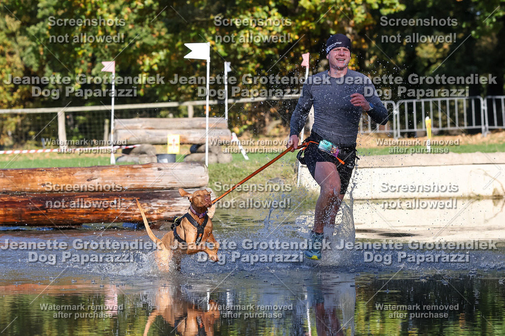 Dog Paparazzi - Strongdog 10-25-8896 | Dog Paparazzi Jeanette Grottendiek Fotografie & Videografie - Realisiert mit Pictrs.com