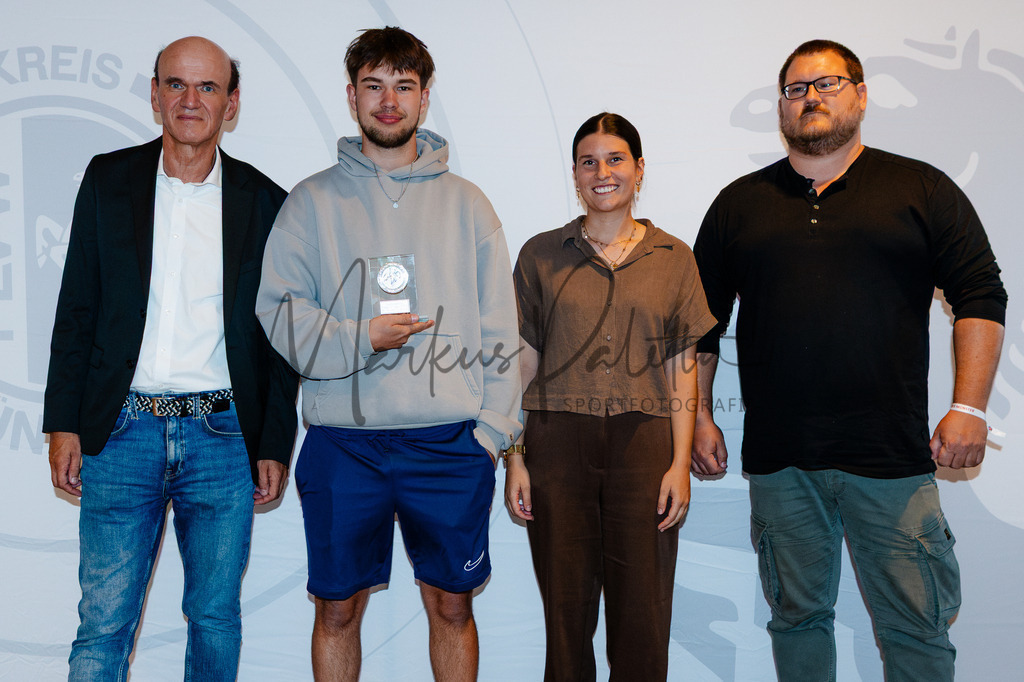 20260702-kreisfußballkonferenz-0097 | Das ist die Fotodatenbank für authentische Sportfotografie aus Münster: Markus Paletta fotografiert Teams, Sportler:innen, Kinder, Events & Unternehmen. - Realisiert mit Pictrs.com