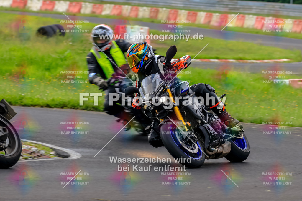 VBK-6514 | Hier findet Ihr Bilder von Touristenfahrten auf der Nürburgring Nordschleife oder von anderen Veranstaltungen die ich besucht habe. Viel Spass beim Durch Schauen 