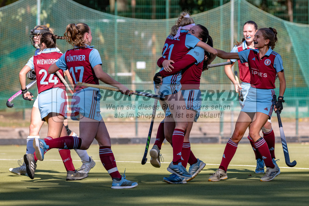 SM_20241006-D85_5745 | 1.Bundesliga Feldhockey (W) UHC - DHC/ 1:2