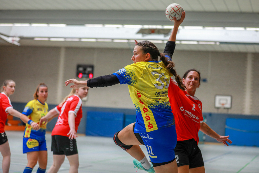 Lobberich-Neukirchen310825_024 | Bildergalerie von Sport-Ereignissen aber auch von weiteren spannenden Dingen - nicht nur vom Niederrhein. In Anlehnung an den bekannten Spruch von Hanns Dieter Hüsch heißt das Motto: "Niederrhein ist überall".  - Realisiert mit Pictrs.com