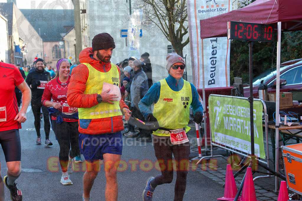 241201_1148_EX1_1029 | Sportfotografie im Rhein-Sieg Kreis, Köln, Bonn, NRW, Rheinland Pfalz, Hessen, etc. Unser Tätigkeitsfeld umfasst den Laufsport vom Volkslauf über den Marathon, Duathlon, Triathon bis zum Ultralauf wie Kölnpfad Ultra oder Schindertrail.