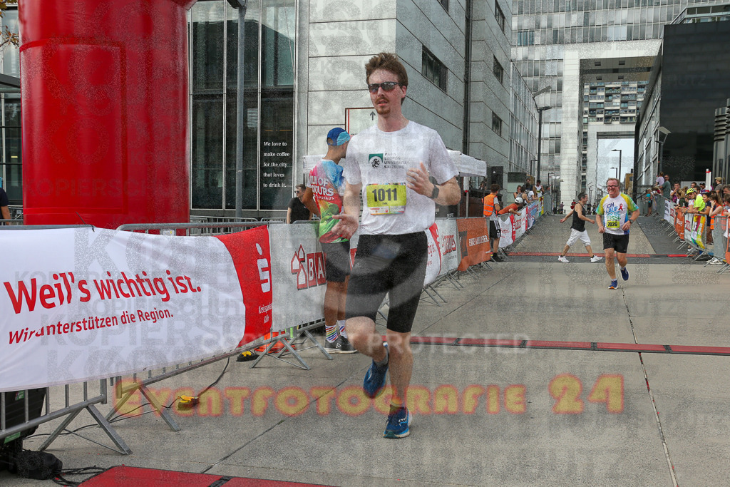 250920_1529_EX1_9639 | Sportfotografie im Rhein-Sieg Kreis, Köln, Bonn, NRW, Rheinland Pfalz, Hessen, etc. Unser Tätigkeitsfeld umfasst den Laufsport vom Volkslauf über den Marathon, Duathlon, Triathon bis zum Ultralauf wie Kölnpfad Ultra oder Schindertrail.