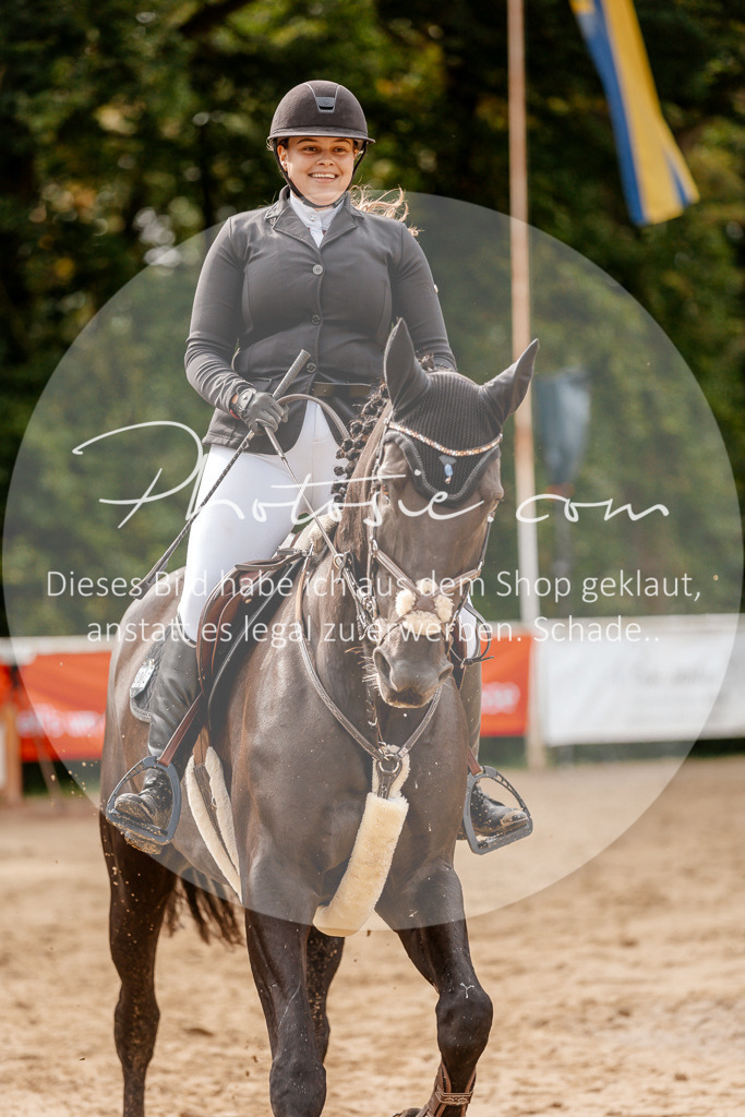 3I6A6789 | Stimmungsvolle Portraits und Reitsportfotografie im Ruhrgebiet und im Münsterland.

Pferdefotografie, Hundefotografie, Tierfotografie, Reportagen, Portraits von Tier und Mensch, Turnierfotografie in Bochum, Recklinghausen, Marl, Haltern am See, Dülmen.. - Realisiert mit Pictrs.com