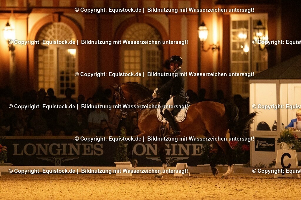 20230528_Flutlicht-Kür_0470 | equistock