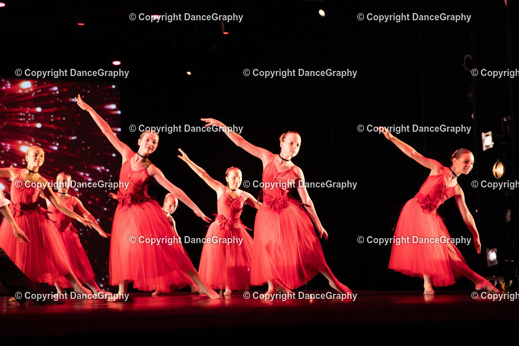 GPHY5187 | DanceGraphy - Realisiert mit Pictrs.com