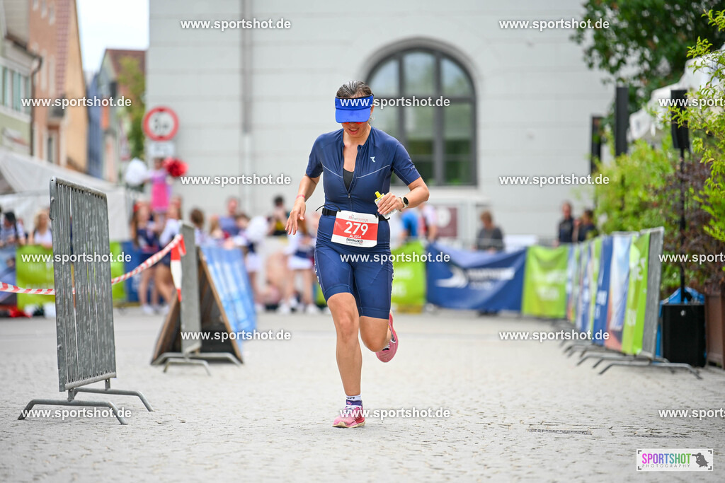 SZI_8195 | Stadttriathlon Erding 2025. #yourpictrs #sportshot_your_pictrs @Sportshotphotography #stadttriathlonerding Copyright: www.sportshot.de