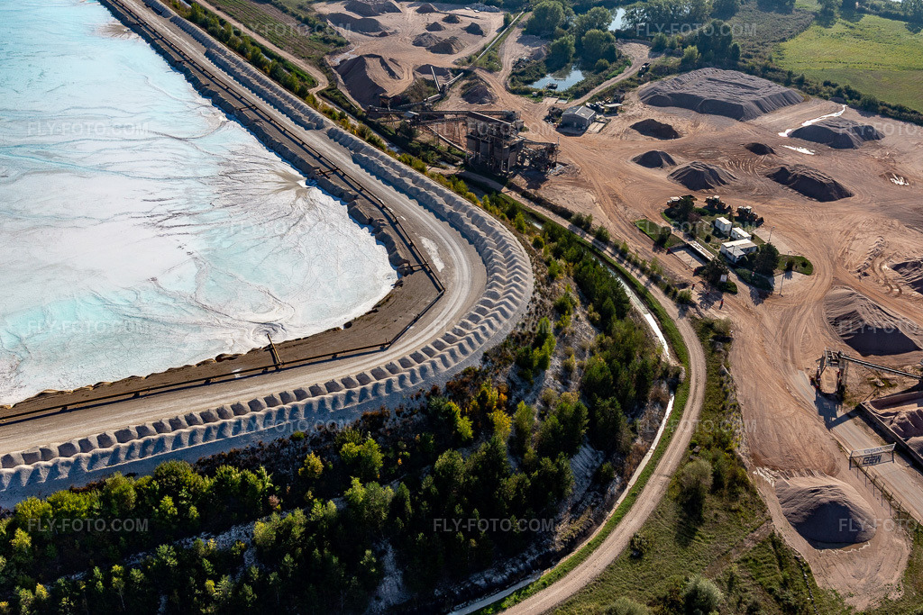 Aerial view: Saltworks in Rosières-aux-Salines in the state Meurthe et Moselle, France.Photo: IMG_118247.jpg taken on 09/15/2019 by Werner Riehm/FLY-FOTO.comResolution of the original: 5042 x 3362 px