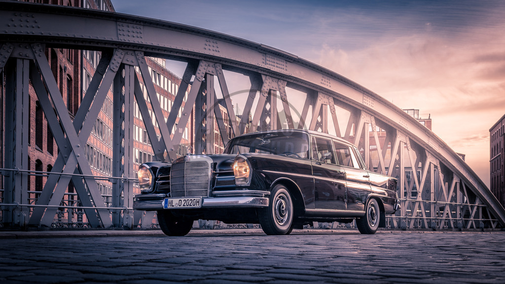 stativkunst-782 | Exklusive Hamburg collagen, tolle Segelbilder und viele weitere tolle Motive auf Leinwand, Poster, Alu-Dibond, u.v.m. findet Ihr bei uns auf hamburgbild.de. Findet Euer Wandbild für Euer Zuhause, Büro oder die  Praxis…. - Realisiert mit Pictrs.com