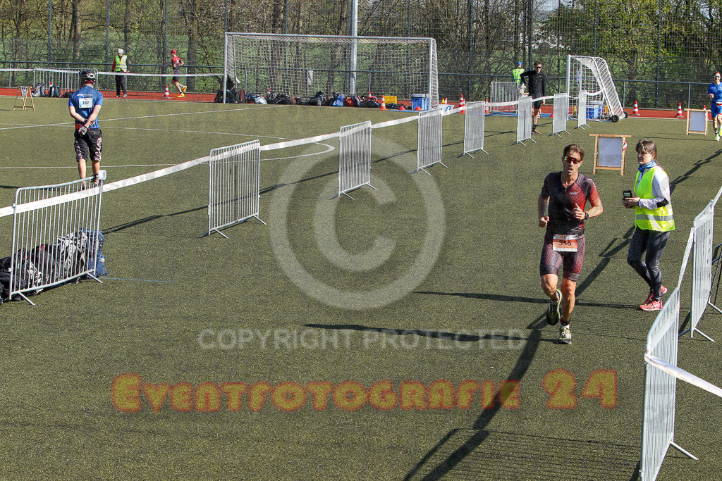 230423_0910_EV8_7200 | Sportfotografie im Rhein-Sieg Kreis, Köln, Bonn, NRW, Rheinland Pfalz, Hessen, etc. Unser Tätigkeitsfeld umfasst den Laufsport vom Volkslauf über den Marathon, Duathlon, Triathon bis zum Ultralauf wie Kölnpfad Ultra oder Schindertrail.