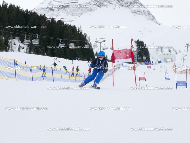 Gruppe Elias (4) | Photos von der Skischule Warth - Realisiert mit Pictrs.com