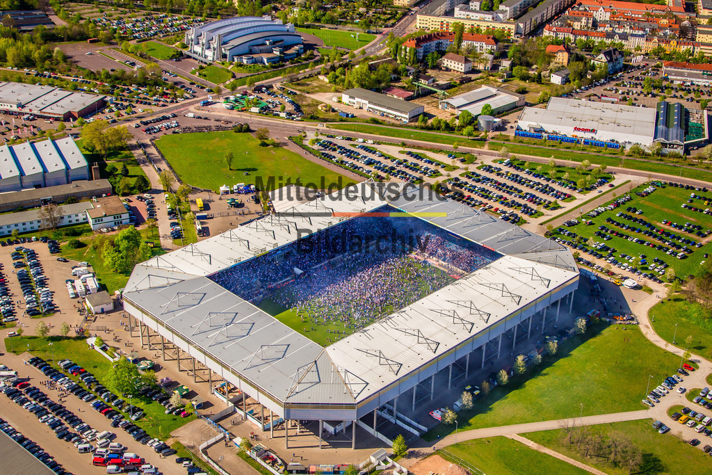 1. FC Magdeburg Foto Aufstieg 3. Bundesliga MDCC FCM -9422 | MDCC-Arena Magdeburg - Realisiert mit Pictrs.com