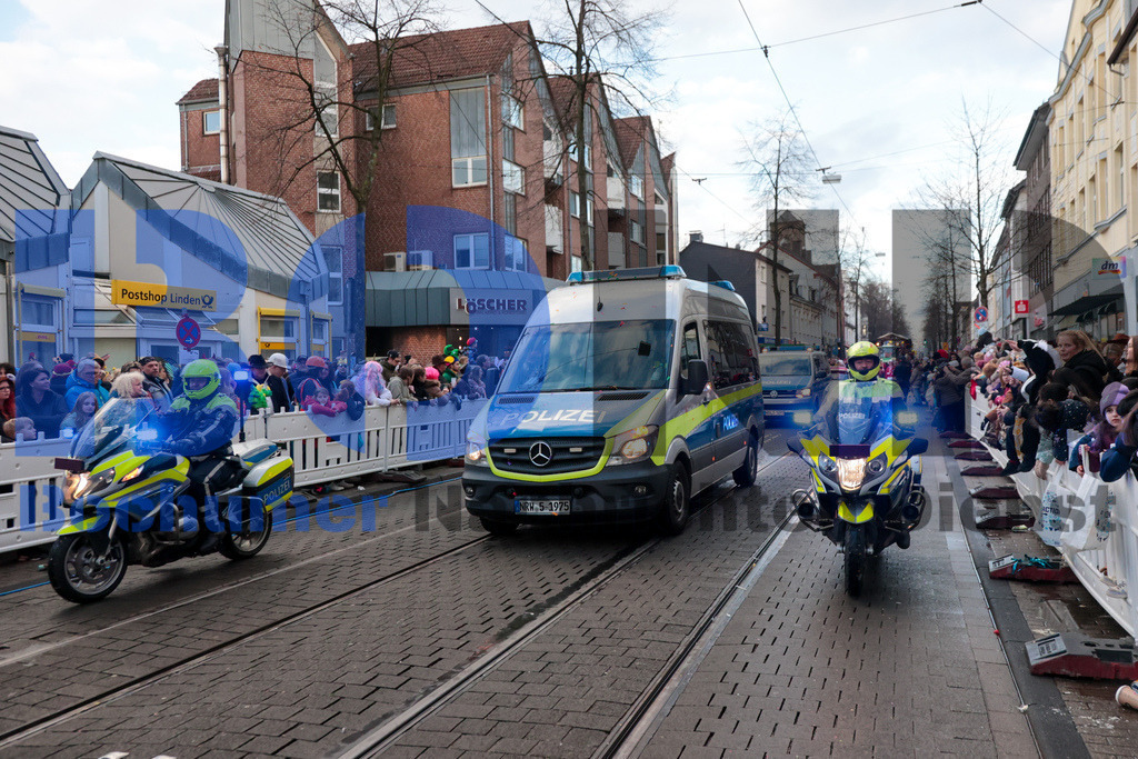 SES_BOCLIN20240212-4 | bond - Realisiert mit Pictrs.com