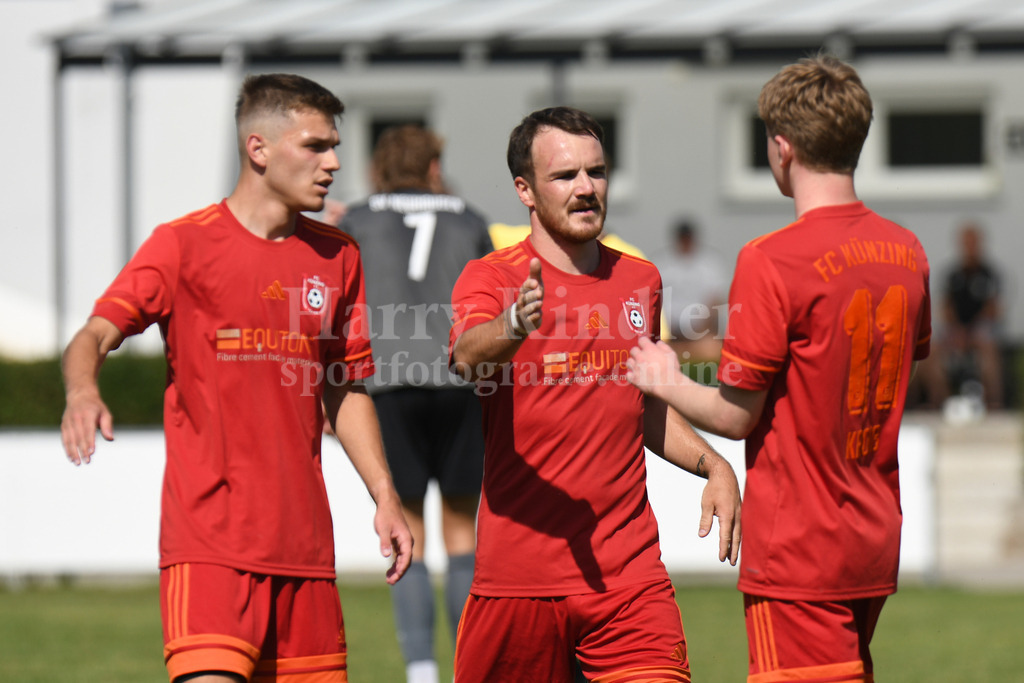 Testspiel SV Neuhausen/Offenberg : FC Künzing | Christian Seidl (FC Künzing) - Realisiert mit Pictrs.com