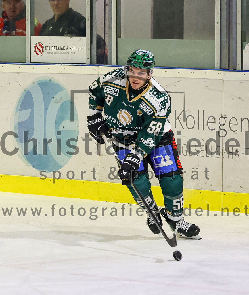 2026-01-18_093_TSV_Erding_gegen_Selber_Woelfe | Erding, Deutschland, 18.01.2026:Eishockey, Oberliga Süd 2025 / 2026, 38. Spieltag, TSV Erding gegen Selber Wölfe, Endergebnis: 2:3 n.V.Paul Pfenninger (Erding Gladiators, #58)Foto: Christian Riedel / fotografie-riedel.net
