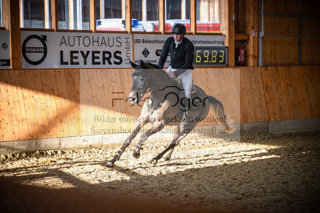 DOS_1363 | Entdecke hochwertige Reitturnierfotos von Foto Oger. Professionell, emotional und authentisch – jetzt Lieblingsmomente im Shop bestellen.Deutschlandweite Turnierfotografie. - Realisiert mit Pictrs.com