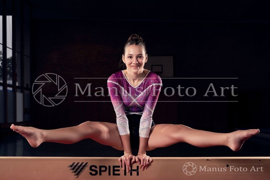 B-DSC00392 | Professionelle Sportfotografie in Hamburg, Schleswig-Holstein und Niedersachsen – spezialisiert auf Rhönrad, Geräteturnen, Leistungsturnen und rhythmische Sportgymnastik. Bundesweite Begleitung von Rhönrad-Events. Jetzt Sport-Fotos - Realisiert mit Pictrs.com