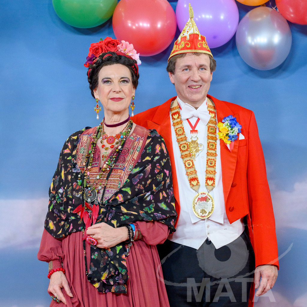 _DWA1544 | Intendantin, Bayerischer Rundfunk
Katja Elisabeth Wildermuth (links) mit Marco Anderlik, Präsident Fastnacht-Verband Franken e.V. bei der TV-Sendung Fastnacht in Franken 2024. Veitshöchheim, 02.02.2024 Bayern Deutschland - Realisiert mit Pictrs.com