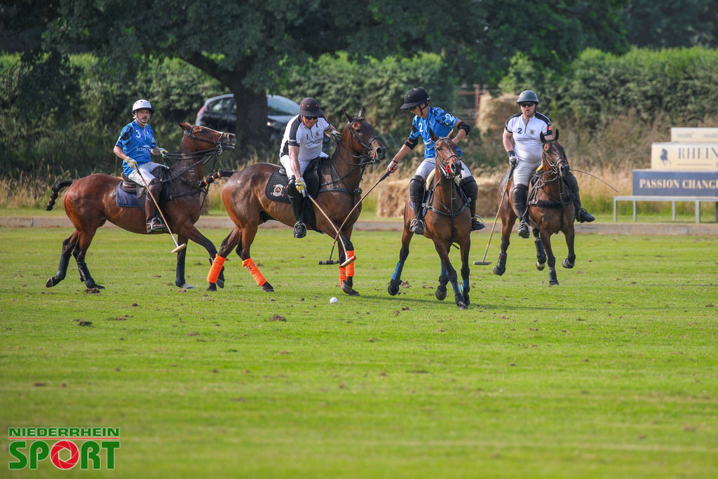 Polo_Willich_070623_167 | Bildergalerie von Sport-Ereignissen aber auch von weiteren spannenden Dingen - nicht nur vom Niederrhein. In Anlehnung an den bekannten Spruch von Hanns Dieter Hüsch heißt das Motto: "Niederrhein ist überall".  - Realisiert mit Pictrs.com