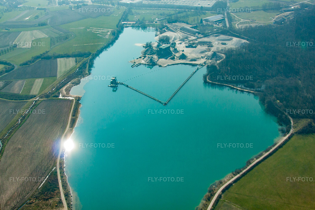 Luftbild: Baggersee im Ortsteil Legelshurst in Willstätt im Bundesland Baden-Württemberg in Deutschland. Foto: IMG_62913.jpg vom 09.03.2014 durch Werner Riehm/FLY-FOTO.de