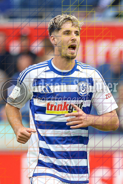 MSV Duisburg vs VfB Stuttgart II - 3. Liga | Duisburg, Deutschland, 02.08.25:   Tobias Fleckstein (MSV Duisburg) gestikuliert, Gestik waehrend des Spiels der 3. Liga MSV Duisburg vs VfB Stuttgart II in der schauinsland-reisen-arena(Foto von Brauer-Fotoagentur / Adrian Schlueter)