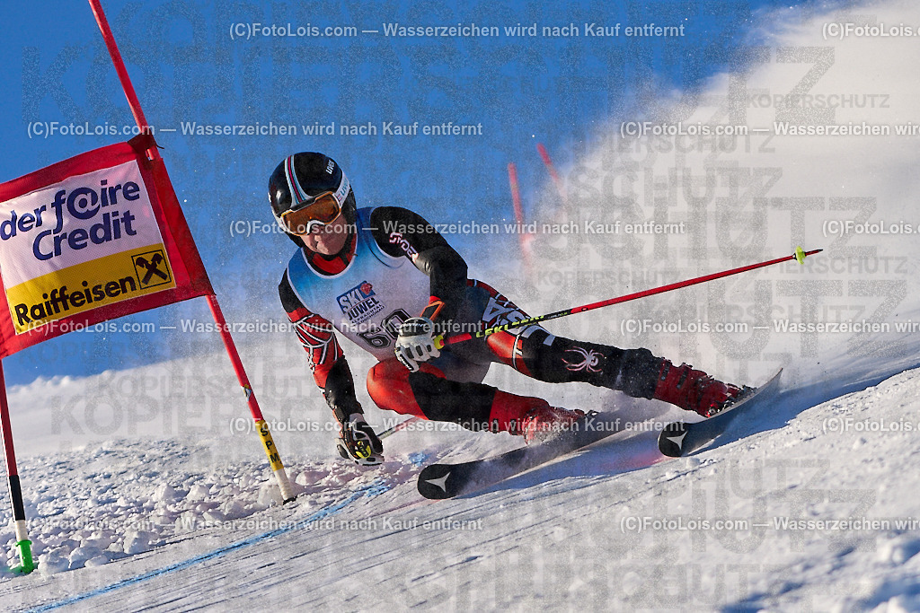 ALP4126_MASTERS-Cup_GS-A Herrn_Rechenberger Joerg | (C)FotoLois.com, Alois Spandl. FIS Masters-Cup Wildschönau, Giant Slalom auf der Piste Schatzberg GS, Siegerehrung auf dem Dorfplatz Niederau, Sa 13. Januar 2024.