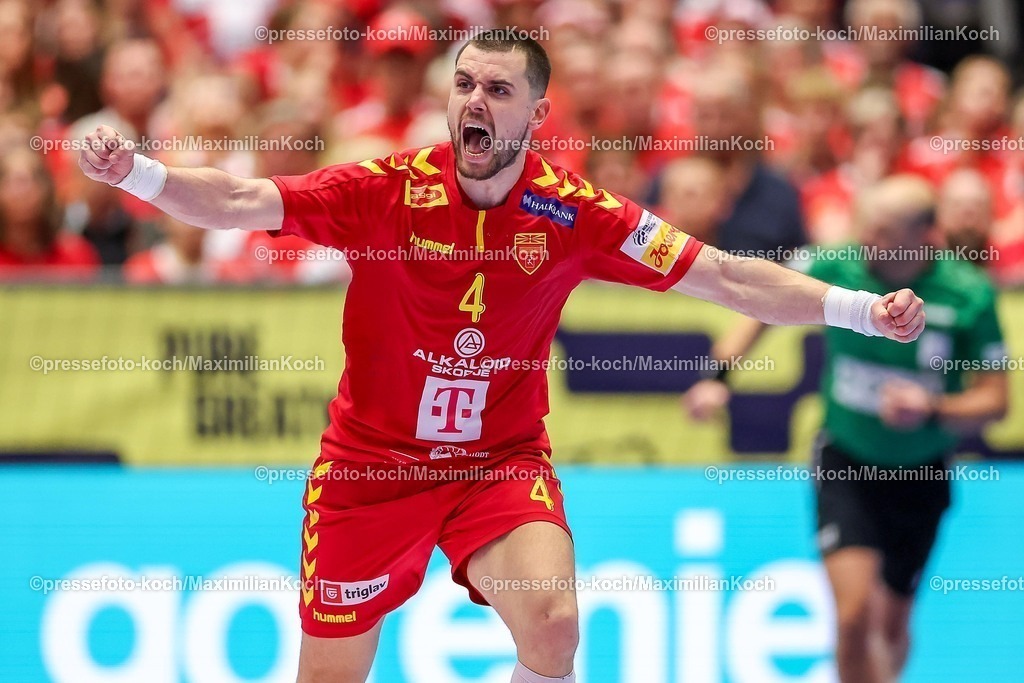 EHF18012601146 | 18.01.2026, Handball, Men's EHF EURO 2026, Portugal - Nordmazedonien, Jyske Bank Boxen in Herning, Dänemark, Preliminary Round:  Martin Velkovski (North Macedonia #04) jubelnd