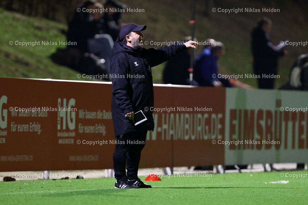 NH_EimsbüttelerTV_Teutonia05_OberligaHamburg_06032026 | Seyed Mehdi Saeedi-Madani (Trainer, Teutonia 05)Fußball I Herren I Gamesright Oberliga Hamburg I Saison 2025-2026  I 26. Spieltag I Eimsbütteler TV - Teutonia 05 I 06.03.2026 I Sportzentrum Hoheluft